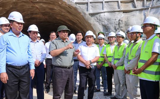 Quyết tâm hoàn thành cao tốc Đồng Đăng-Trà Lĩnh và Hữu Nghị-Chi Lăng trong năm 2025