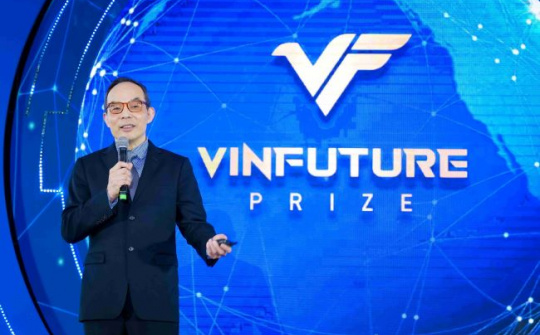 Nhà khoa học VinFuture: “AI thông minh hơn là an toàn hơn”
