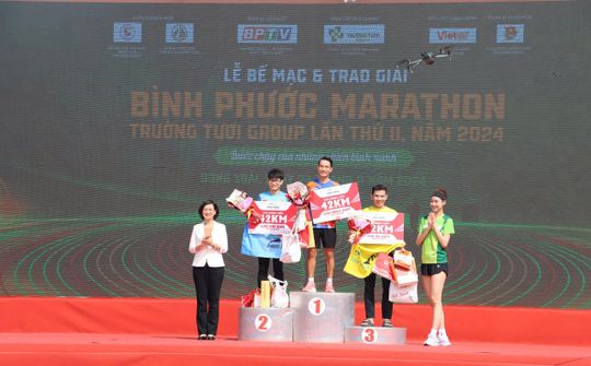 Gần 25.000 VĐV, du khách trong nước, quốc tế tham dự Giải Bình Phước marathon - Trường Tươi Group lần thứ II