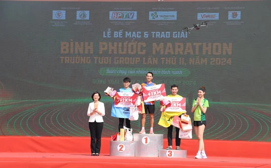 Gần 25.000 VĐV, du khách trong nước, quốc tế tham dự Giải Bình Phước marathon - Trường Tươi Group lần thứ II