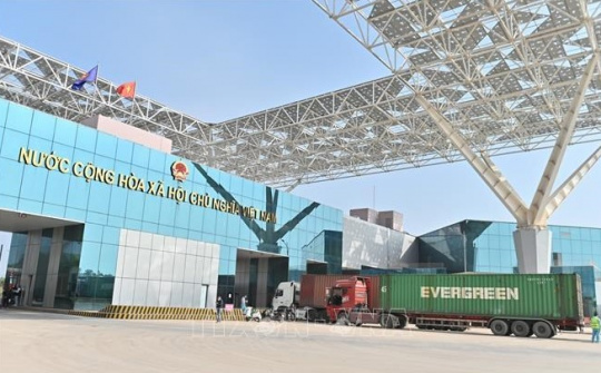 Cục Hải quan tỉnh Quảng Ninh tháo gỡ khó khăn, thúc đẩy hoạt động sản xuất kinh doanh cho doanh nghiệp