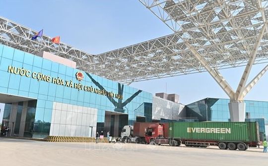 Cục Hải quan tỉnh Quảng Ninh tháo gỡ khó khăn, thúc đẩy hoạt động sản xuất kinh doanh cho doanh nghiệp