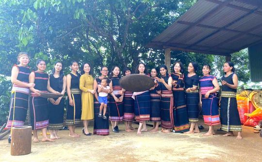 Vai trò của phụ nữ gắn với những hoạt động phát triển kinh tế địa phương