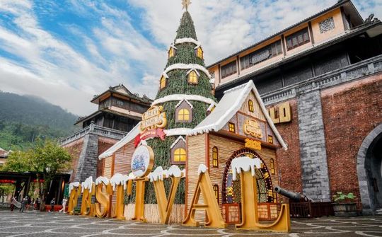 Đi đâu để đón Giáng sinh lung linh như trời Âu
