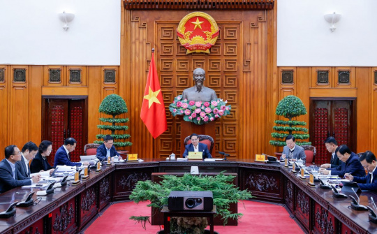 Không để ngắt quãng công việc, tiếp tục hoàn thành các nhiệm vụ chính trị trong quá trình sắp xếp, tinh gọn bộ máy