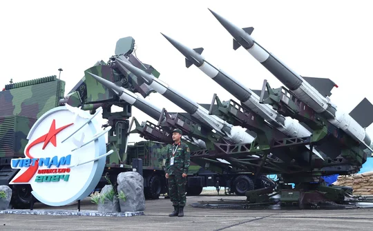 Vietnam International Defence Expo 2024 impresses foreign guests