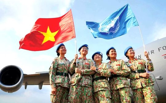 Bảo vệ Tổ quốc từ sớm, từ xa bằng phương thức hòa bình