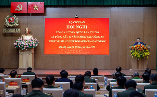 Lực lượng công an nhân dân gương mẫu đi đầu tăng tốc bứt phá