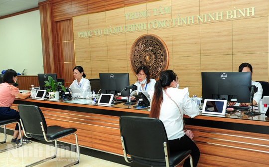 Ninh Bình vững vàng đưa đề án 06 vào cuộc sống, nâng cao chất lượng dịch vụ công cộng