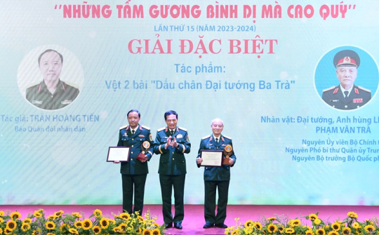 Trao 35 giải Cuộc thi viết “Những tấm gương bình dị mà cao quý” lần thứ 15