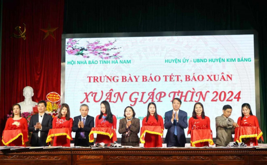 Hà Nam: Khai mạc Trưng bày báo Tết, báo Xuân Giáp Thìn 2024