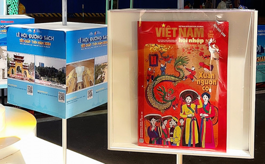 Tạp chí Việt Nam Hội Nhập trưng bày Báo xuân tại "Lễ Hội Đường Sách" TPHCM năm 2024