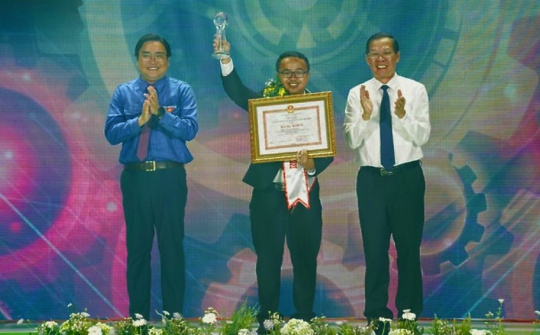 Năm Thìn, 'xông đất' nhà khoa học tuổi Thìn