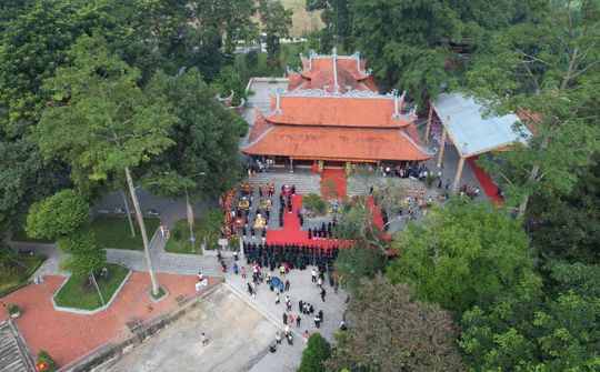 Đền Đông Cuông: Nơi huyền tích linh thiêng