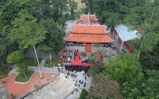 Đền Đông Cuông: Nơi huyền tích linh thiêng