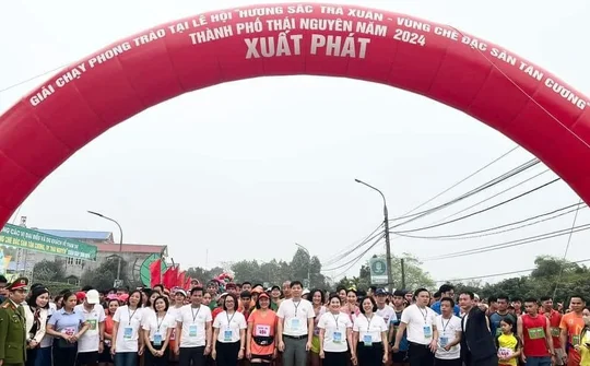 Thái Nguyên: Tưng bừng tại lễ hội Hương sắc trà Xuân – Vùng chè đặc sản Tân Cương