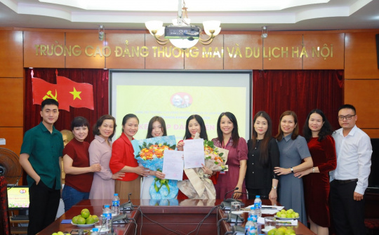 Xây dựng đội ngũ đảng viên trẻ tại trường Cao đẳng Thương mại và Du lịch Hà Nội