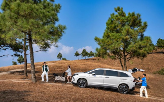 Hyundai Custin - Tận hưởng những hành trình Du Xuân