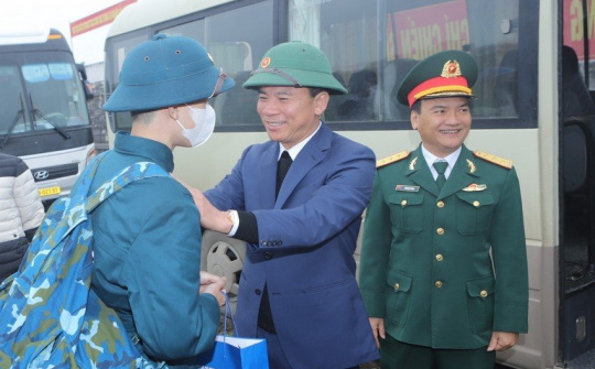Thanh Hoá: Lễ giao, nhận quân năm 2024 thành công tốt đẹp