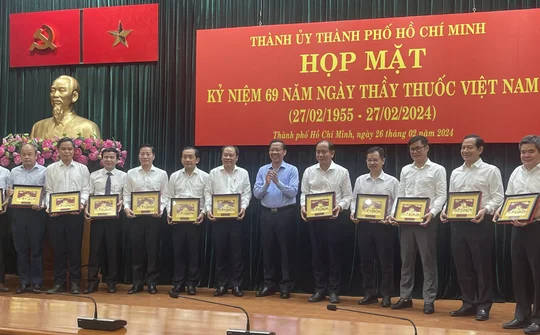 Thầy thuốc là nguồn nhân lực quý giá của Thành phố Hồ Chí Minh