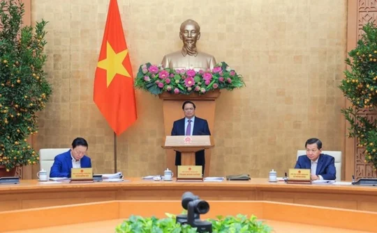 Các cơ quan chủ trì, soạn thảo, các bộ trưởng, thủ trưởng các cơ quan phải trực tiếp chỉ đạo việc xây dựng các dự án luật