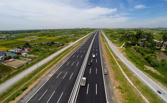 Quyết tâm hơn nữa để hoàn thành các công trình, dự án trọng điểm ngành giao thông