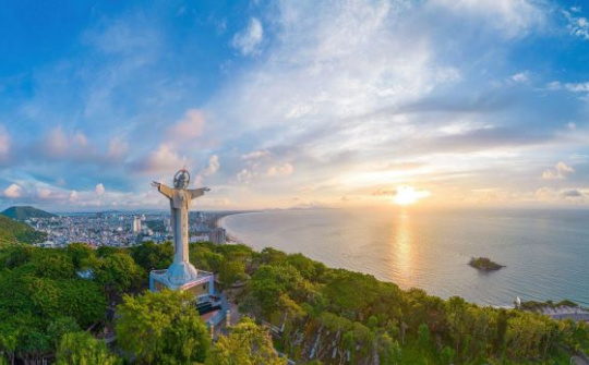 Những điểm đến hấp dẫn cho chuyến du lịch Tết Nguyên đán từ TP.Hồ Chí Minh