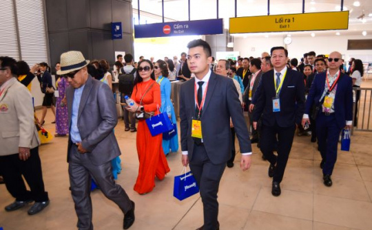 Vinamilk đồng hành cùng kiều bào trải nghiệm tuyến Metro Bến Thành – Suối Tiên