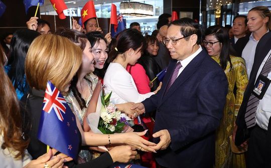 Thủ tướng Phạm Minh Chính gặp mặt, chia sẻ và động viên kiều bào tại New Zealand