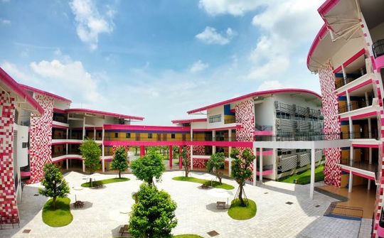 Cuối tuần năng động trải nghiệm Lễ hội Hạnh phúc tại khuôn viên xanh TH School Hòa Lạc