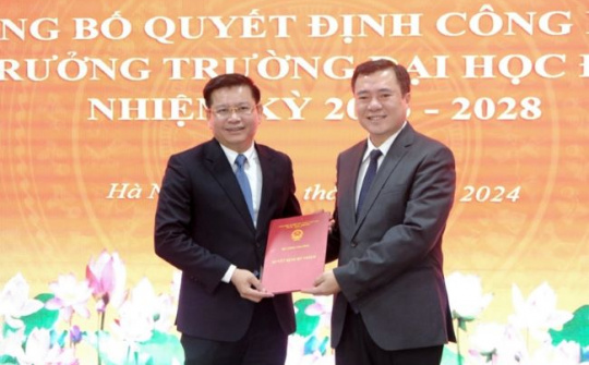 PGS.TS Đinh Văn Châu chính thức trở thành Hiệu trưởng Trường Đại học Điện lực nhiệm kỳ năm 2023-2028.