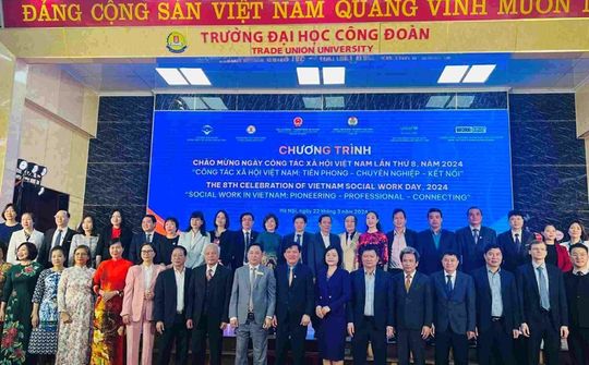 Công tác xã hội Việt Nam lần thứ 8 với chủ đề "Tiên Phong - Chuyên Nghiệp - Kết nối"