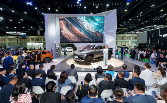 Dàn xe điện VinFast gây ấn tượng tại Triển lãm Ô tô Quốc tế Bangkok 2024