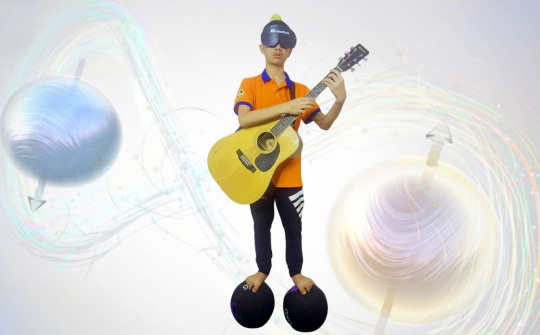 Hiện tượng Nguyễn Khắc Hưng - Từ bất thường đến phi thường