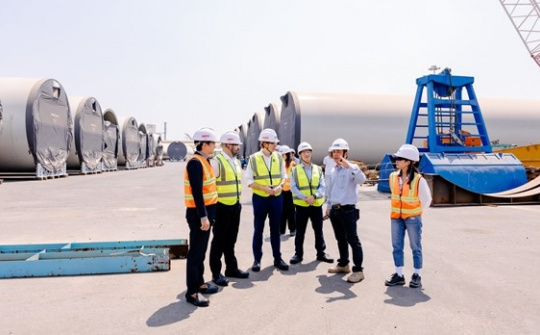 Made-in-Vietnam wind turbine towers bound for RoK