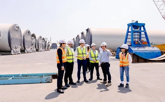 Made-in-Vietnam wind turbine towers bound for RoK