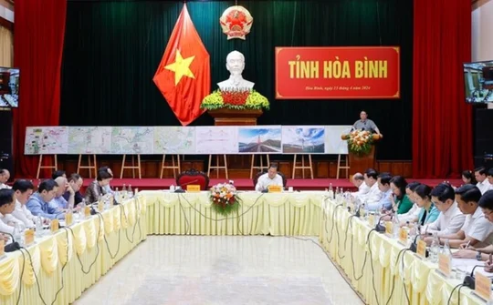 Hòa Bình cần chú trọng, tập trung thực hiện "1 trọng tâm, 2 tăng cường, 3 đẩy mạnh"