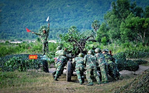 Triển khai thi hành Luật Quản lý, bảo vệ công trình quốc phòng và khu quân sự