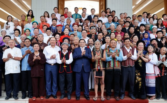 Phát huy mạnh mẽ hơn nữa vai trò "giữ lửa và truyền lửa"