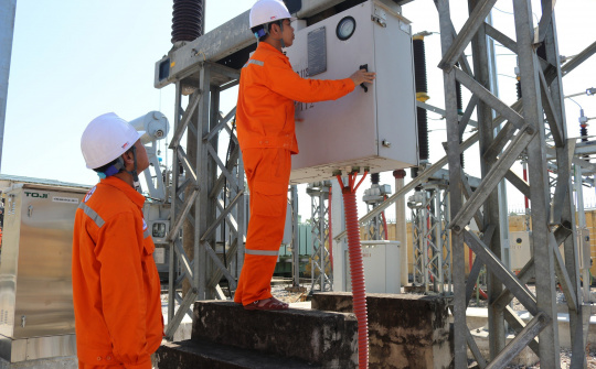 Công ty Điện lực Nghệ An: Sẵn sàng cung cấp điện ổn định mùa nắng nóng