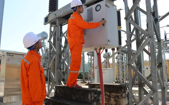 Công ty Điện lực Nghệ An: Sẵn sàng cung cấp điện ổn định mùa nắng nóng