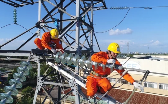 Đảm bảo đáp ứng nhu cầu điện với tốc độ tăng trưởng điện thương phẩm bình quân khoảng 7%/năm