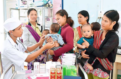 Tiếp tục củng cố, hoàn thiện, nâng cao chất lượng hoạt động của y tế cơ sở trong tình hình mới