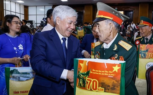 Thanh Hoá tri ân chiến sĩ, thanh niên xung phong tham gia chiến dịch Điện Biên Phủ