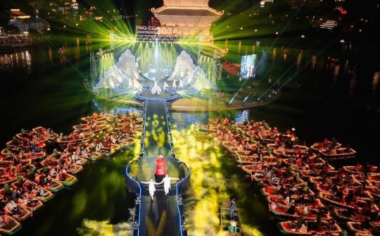 Ninh Bình tổ chức đại tiệc âm thanh, ánh sáng “Rực rỡ Hoa Lư”