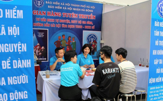 Social insurance policy companion for workers' quality of life