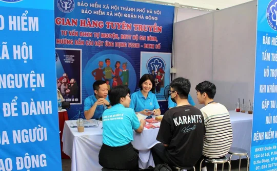 Social insurance policy companion for workers' quality of life