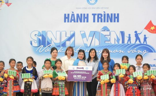 Vinamilk & Qũy Sữa Vươn Cao Việt Nam năm thứ 17: Thêm nhiều bữa ăn có sữa cho trẻ em