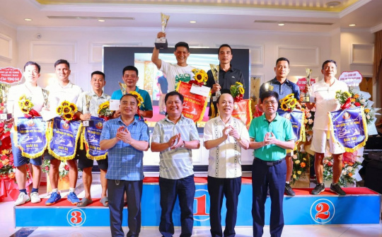 CLB Quần vợt Thiên Trường với Giải thi đấu mừng ngày sinh nhật Chủ tịch Hồ Chí Minh
