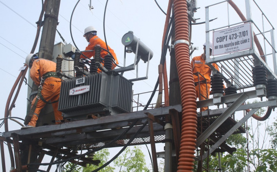 PC Hà Nam triển khai nhiều giải pháp đảm bảo cấp điện dịp lễ 30/4 và 1/5 năm 2024